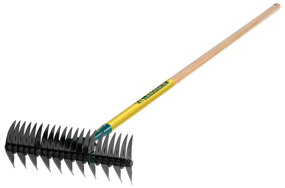 Scarificateur 32 dents manche bois certifié PEFC 100% 150 cm